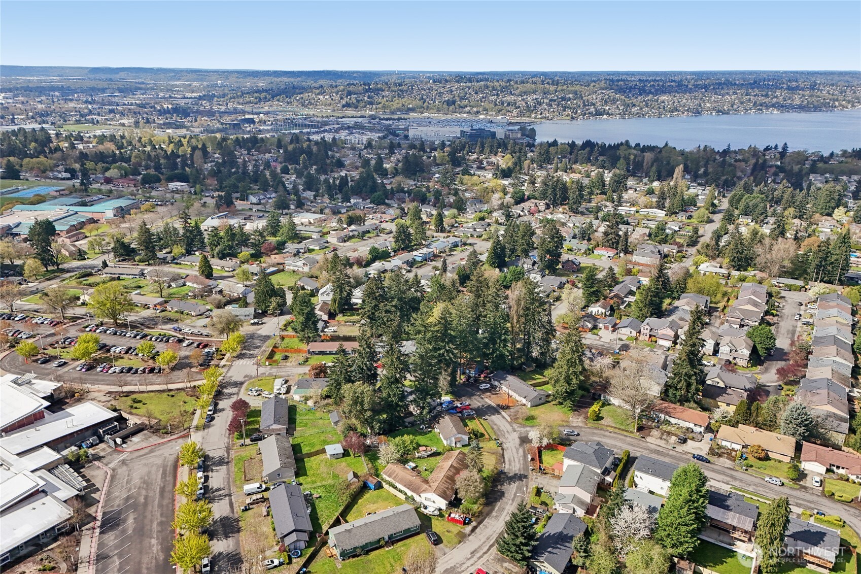 2008 Harrington Circle Northeast Renton, WA 98056 - Photo 9 of 24