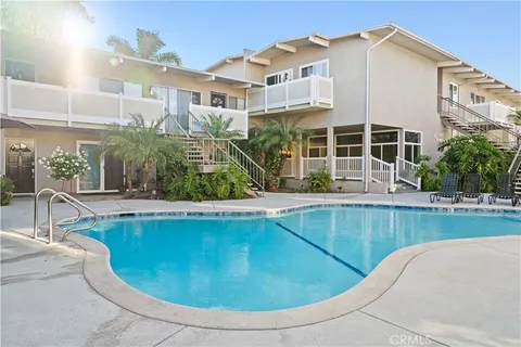 $475,000 | 23930 Los Codona Avenue, Unit 204, Torrance, CA 90505