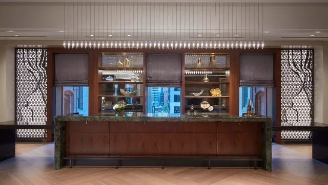 $2,700,000 | 435 North Michigan Avenue, Unit 1303, Chicago, IL 60611