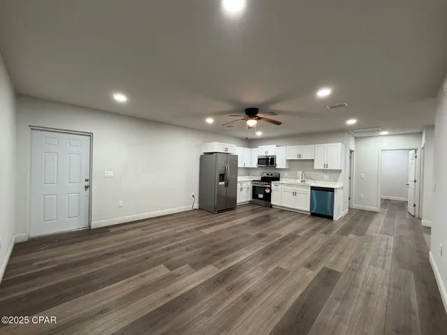 $1,500 | 148 Claire Avenue, Unit B, Panama City, FL 32401