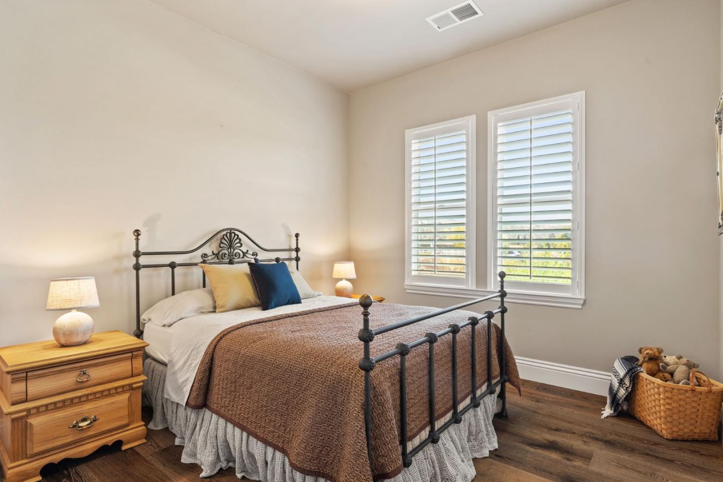 7251 Diablo Hills Road Tres Pinos, CA 95075 - Photo 21 of 60 a bedroom with a bed and a window