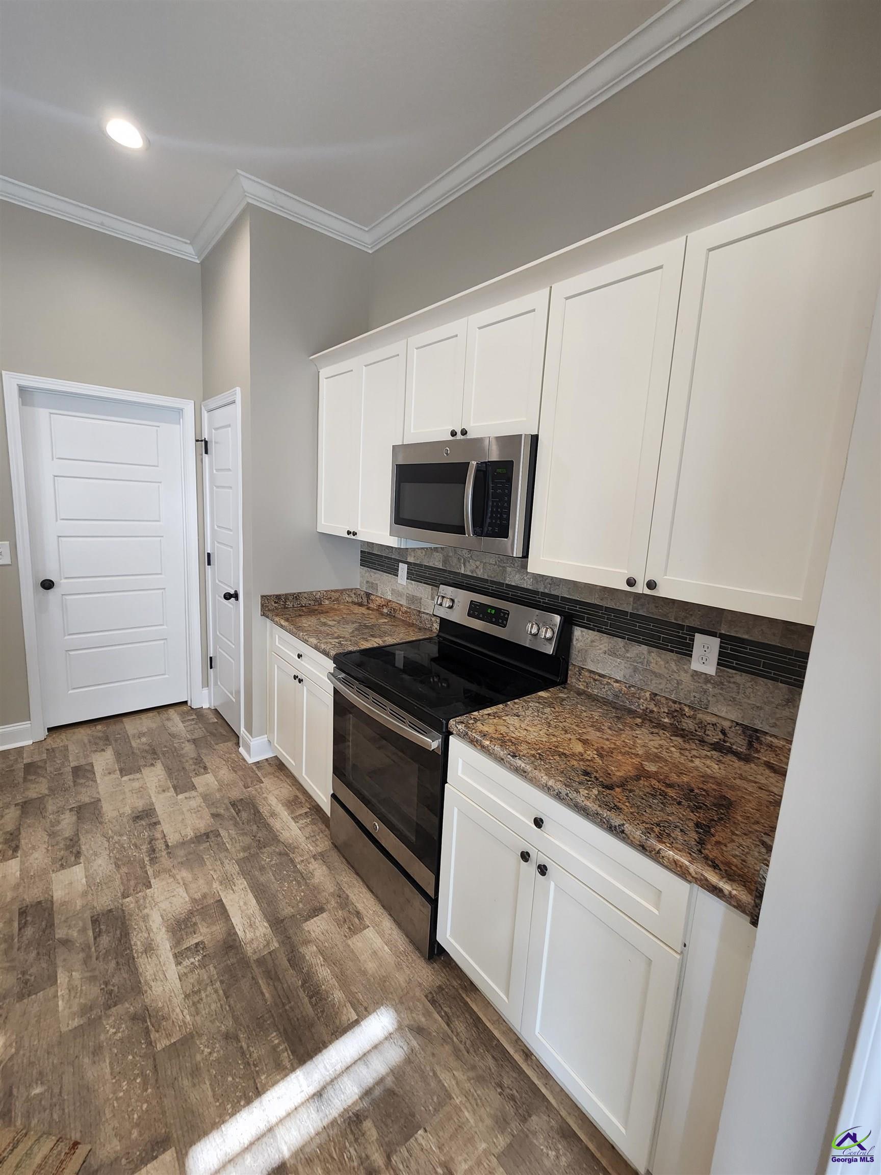 107 Gloucester Road Bonaire, GA 31005 - Photo 8 of 21