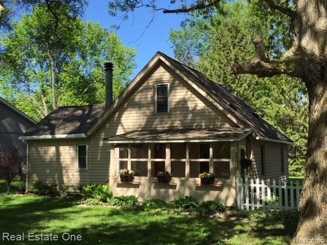 3301 Emmons Avenue Rochester Hills, MI 48307 - Photo 1 of 19