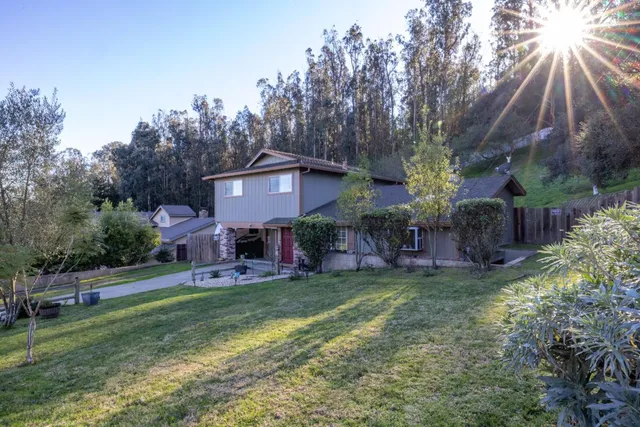 $895,000 | 6900 Lakeview Drive, Salinas, CA 93907