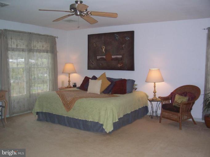 3622 Mills Road Sharpsburg, MD 21782 - Photo 6 of 17 Master Bedroom