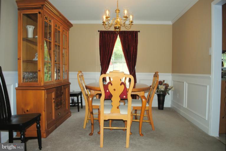 1108 Top Ridge Court Gambrills, MD 21054 - Photo 2 of 30 Dining Room