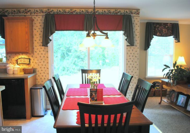 1108 Top Ridge Court Gambrills, MD 21054 - Photo 25 of 30 Eat-in area