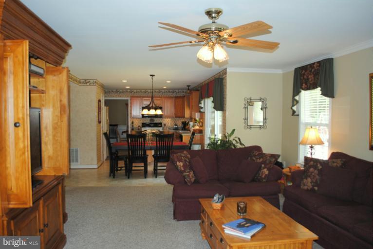 1108 Top Ridge Court Gambrills, MD 21054 - Photo 5 of 30 Family Room