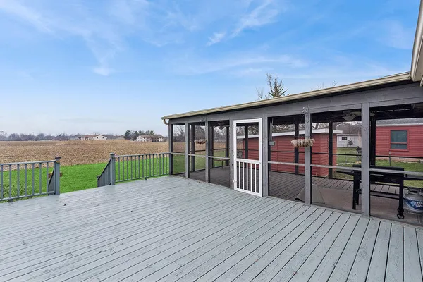 $299,000 | 404 Sherwood Avenue, Three Oaks, MI 49128
