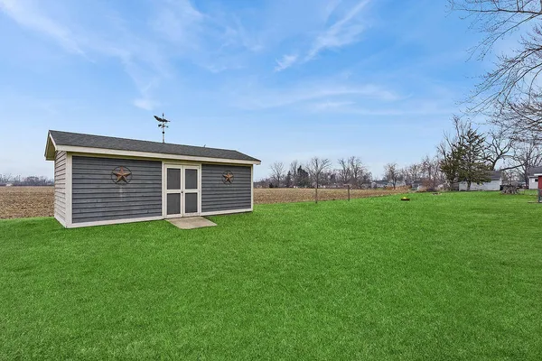 $299,000 | 404 Sherwood Avenue, Three Oaks, MI 49128