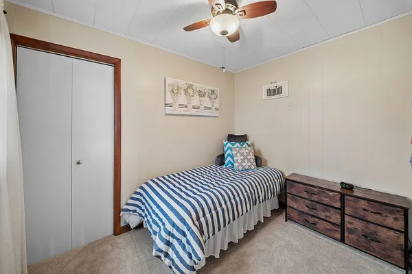 $299,000 | 404 Sherwood Avenue, Three Oaks, MI 49128