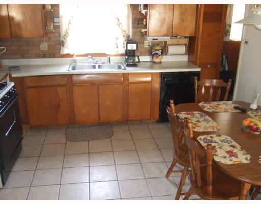 1900 Marshall Road Monaca, PA 15061 - Photo 6 of 6 Kitchen.