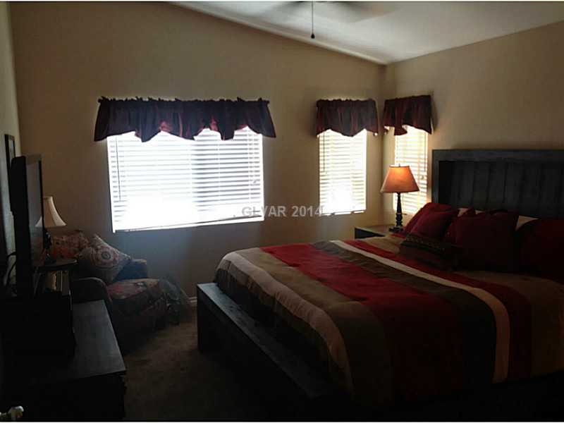 222 Camelback Ridge Avenue Henderson, NV 89012 - Photo 16 of 24 Property Photo.