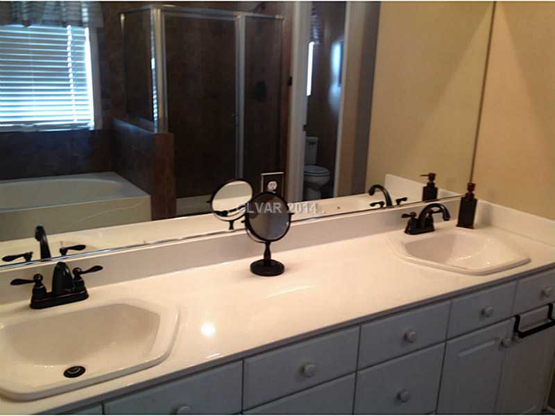 222 Camelback Ridge Avenue Henderson, NV 89012 - Photo 20 of 24 Property Photo.