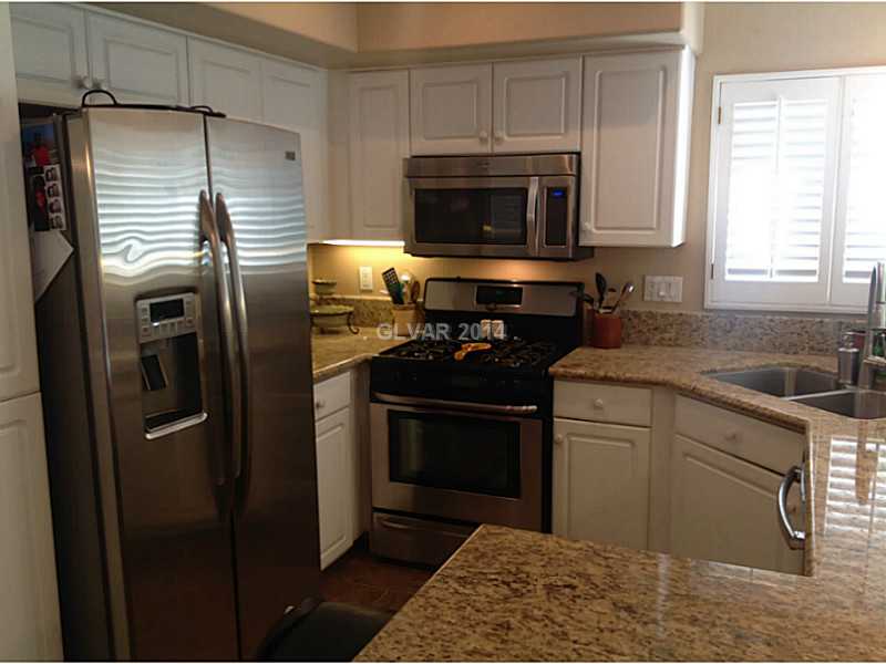 222 Camelback Ridge Avenue Henderson, NV 89012 - Photo 10 of 24 Property Photo.