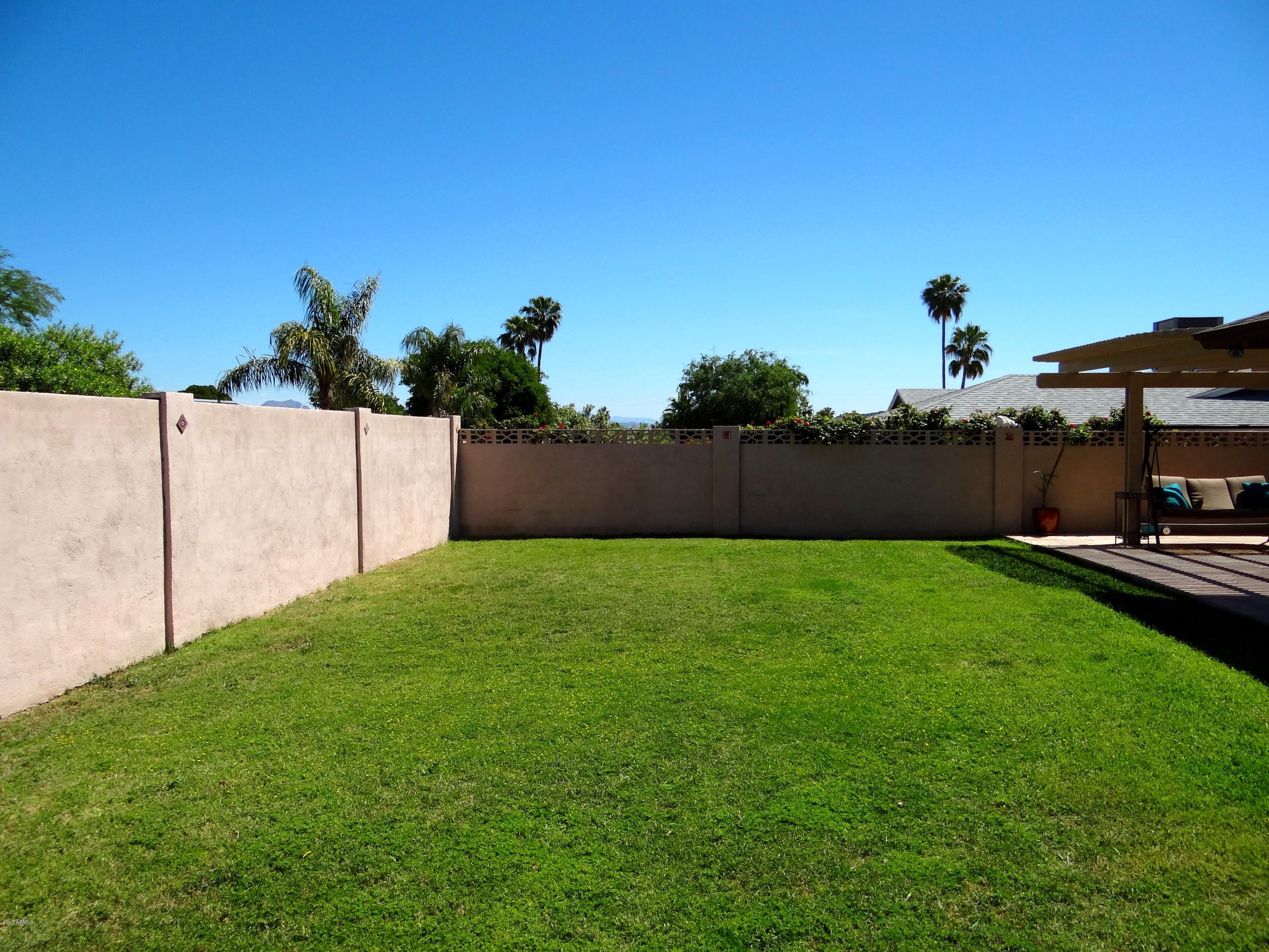 2512 East Mountain View Road Phoenix, AZ 85028 - Photo 33 of 34 BACK YARD