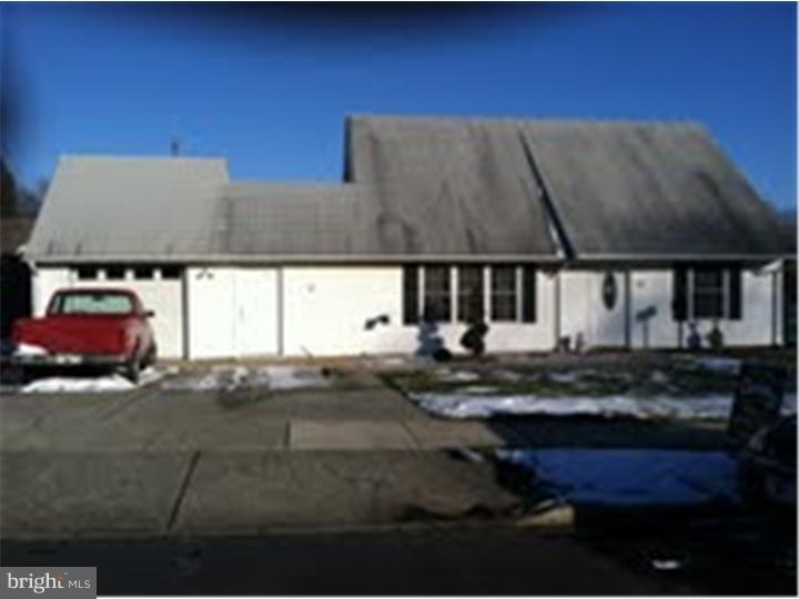 12 Cleft Rock Road Levittown, PA 19057 - Photo 1 of 16
