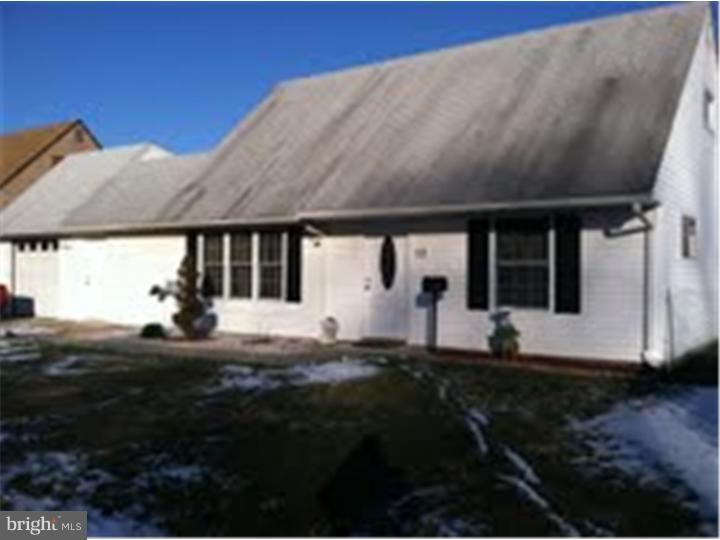 12 Cleft Rock Road Levittown, PA 19057 - Photo 2 of 16
