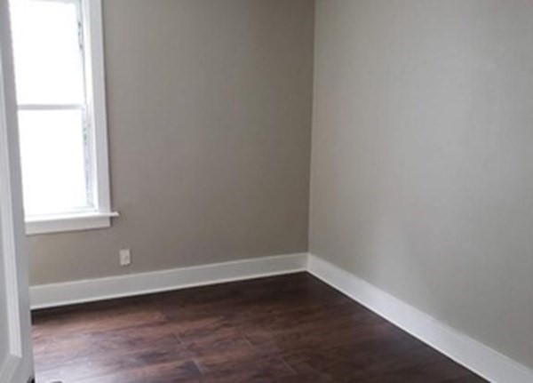 496 4th Street Fall River, MA 02721 - Photo 5 of 8