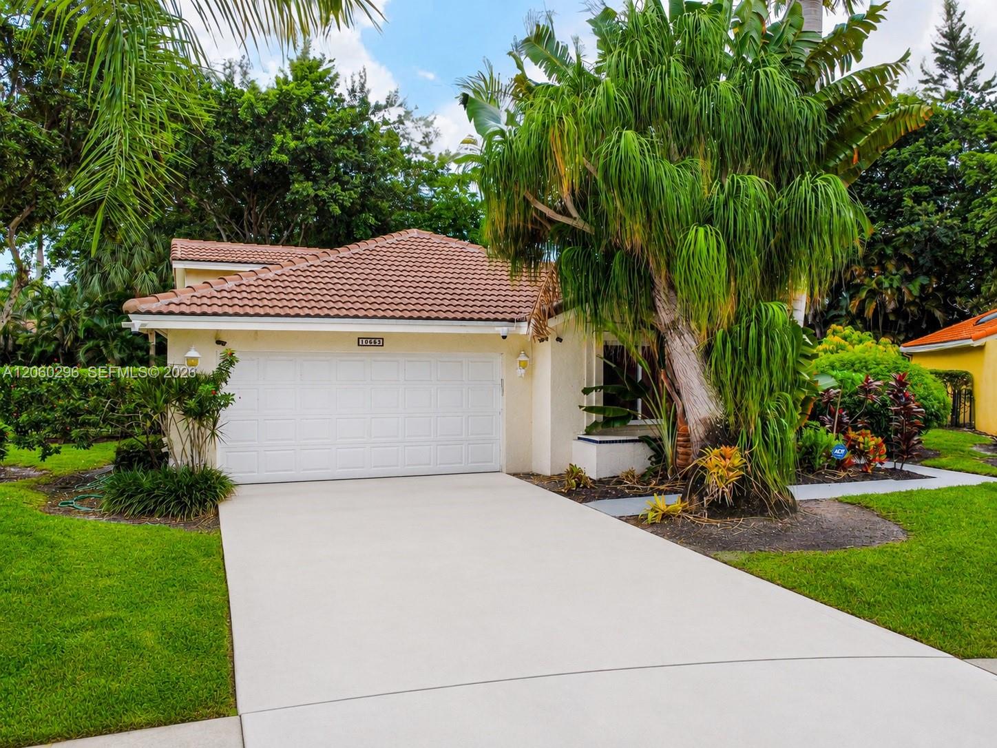 10665 San Bernardino Way Boca Raton, FL 33428 - Photo 2 of 43