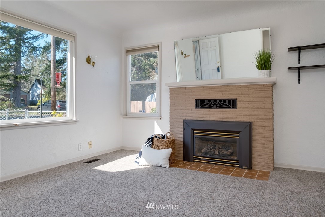 3003 Harris Road Southeast Port Orchard, WA 98366 - Photo 12 of 33 Gallery Image 12