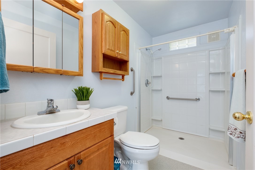 3003 Harris Road Southeast Port Orchard, WA 98366 - Photo 20 of 33 Gallery Image 20