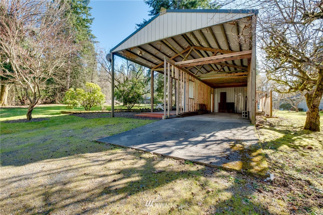 3003 Harris Road Southeast Port Orchard, WA 98366 - Photo 5 of 33 Gallery Image 5