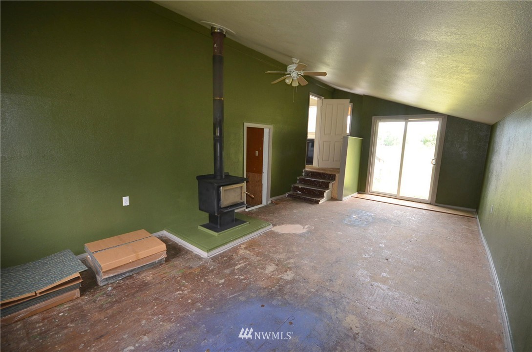 3555 Lummi Shore Road Bellingham, WA 98226 - Photo 19 of 23