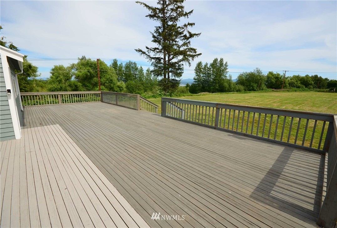 3555 Lummi Shore Road Bellingham, WA 98226 - Photo 5 of 23