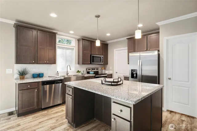 $2,850 | 39001 Northeast Shoreview Drive, Hansville, WA 98340