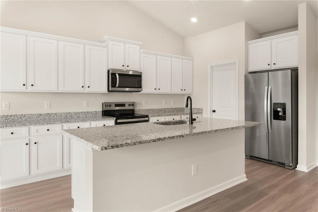 239 Macintosh Drive King, NC 27021 - Photo 5 of 26