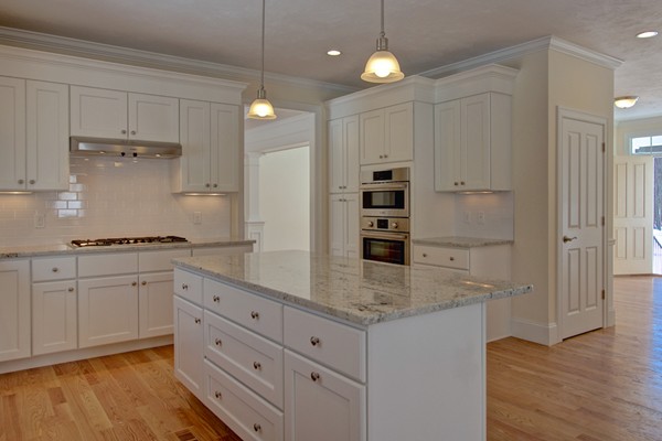 17 Hunters Ridge Way Hopkinton, MA 01748 - Photo 8 of 29 Gallery Image 8