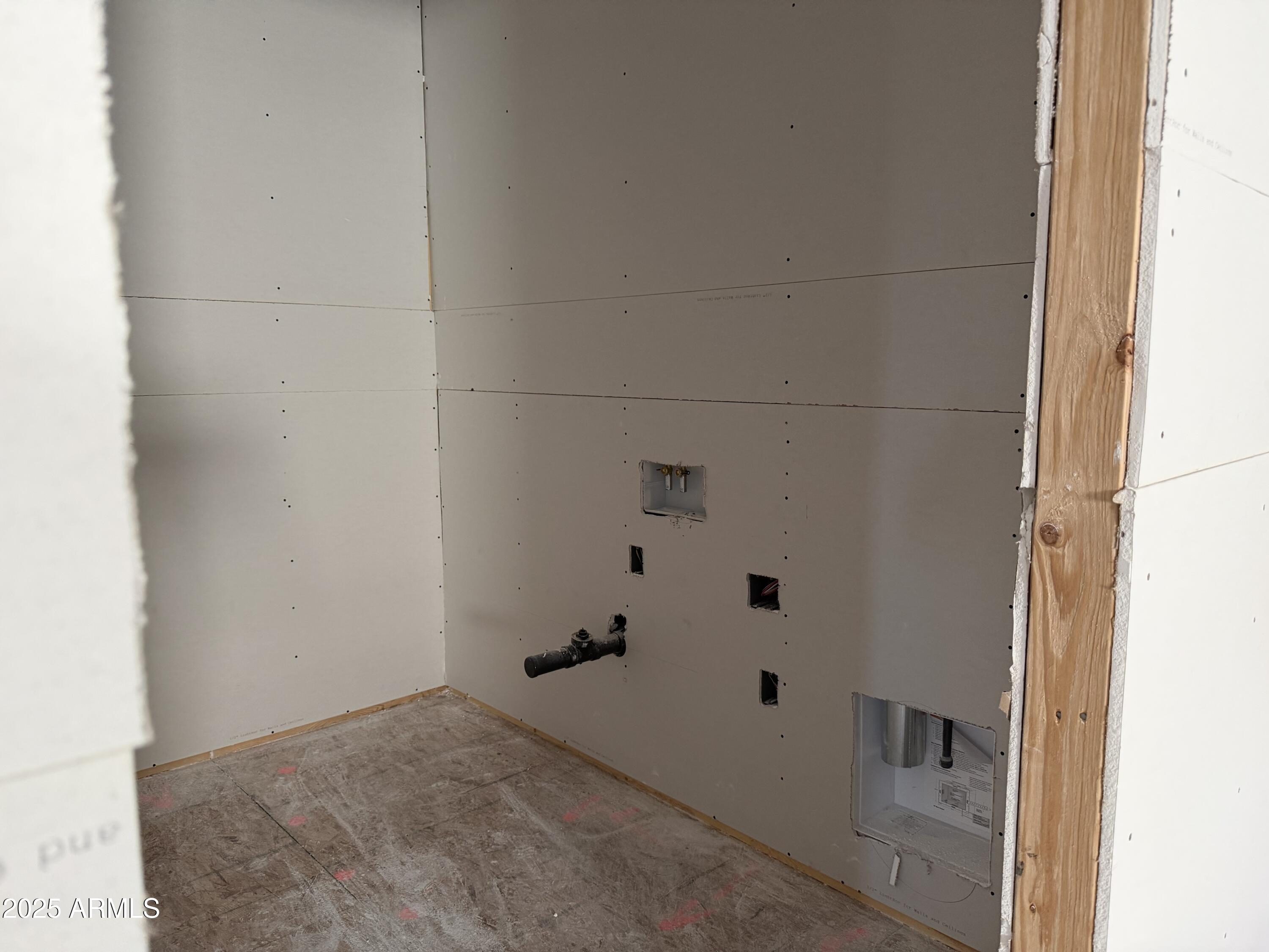 5518 West Hayduk Road Laveen, AZ 85339 - Photo 18 of 35 0017_ Laundry