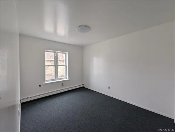 $2,800 | 528 B 32nd Street, Unit 3 | Bayswater