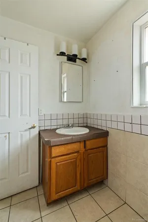 $650,000 | 1101 Akron Street, Aurora, CO 80010