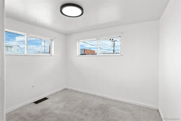 $650,000 | 1101 Akron Street, Aurora, CO 80010