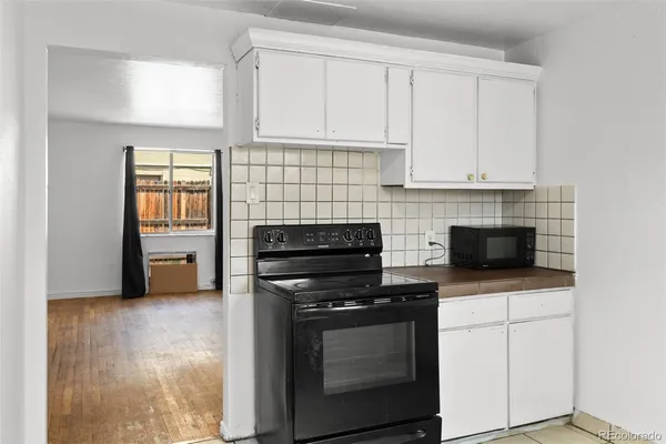 $650,000 | 1101 Akron Street, Aurora, CO 80010