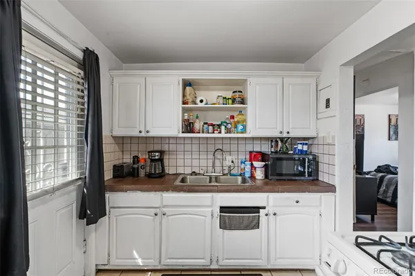 $650,000 | 1101 Akron Street, Aurora, CO 80010