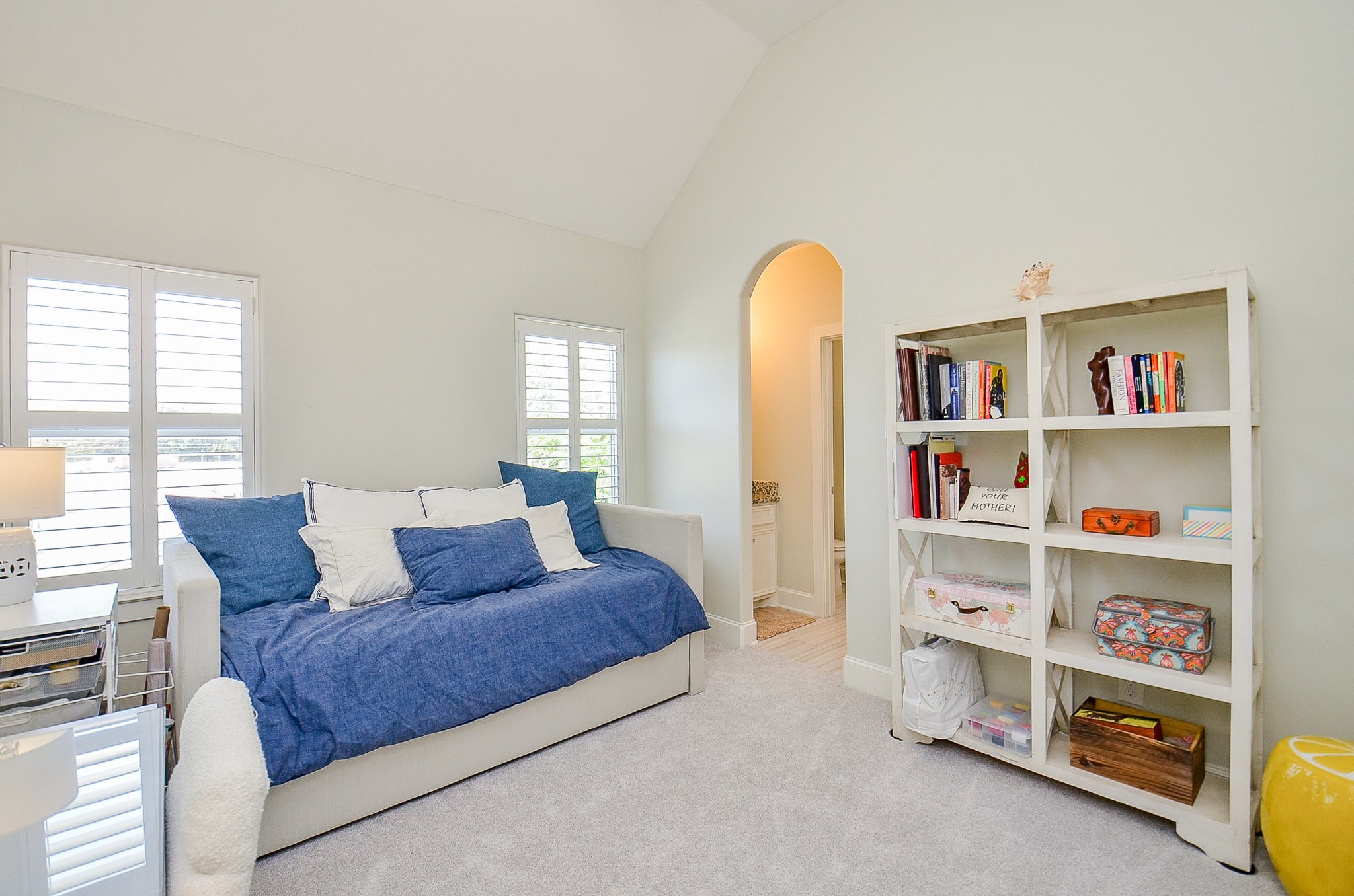 4625 Maple Street Bellaire, TX 77401 - Photo 36 of 47 a living room with furniture and a window