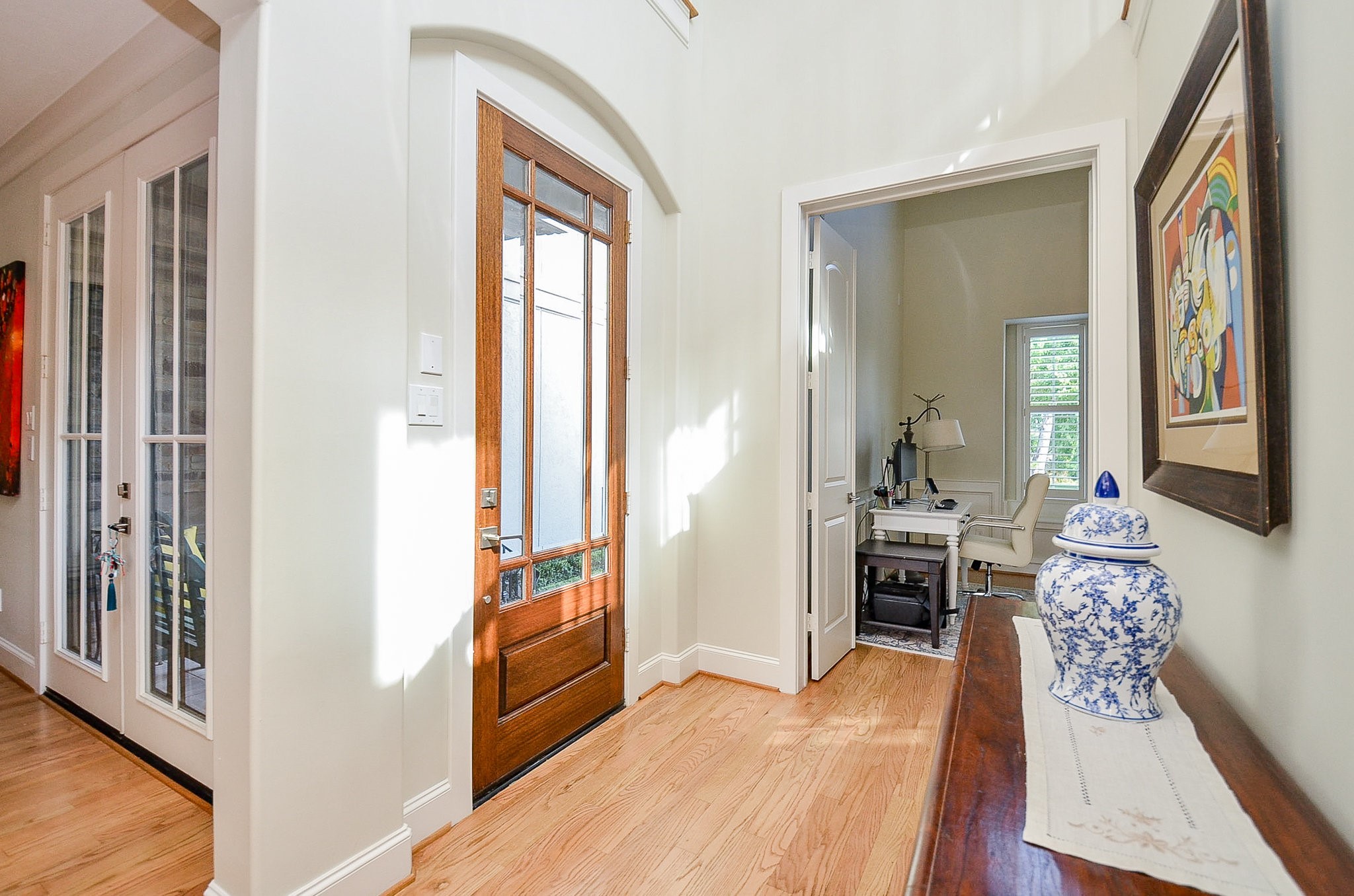 4625 Maple Street Bellaire, TX 77401 - Photo 10 of 47 a view of livingroom with furniture and wooden floor