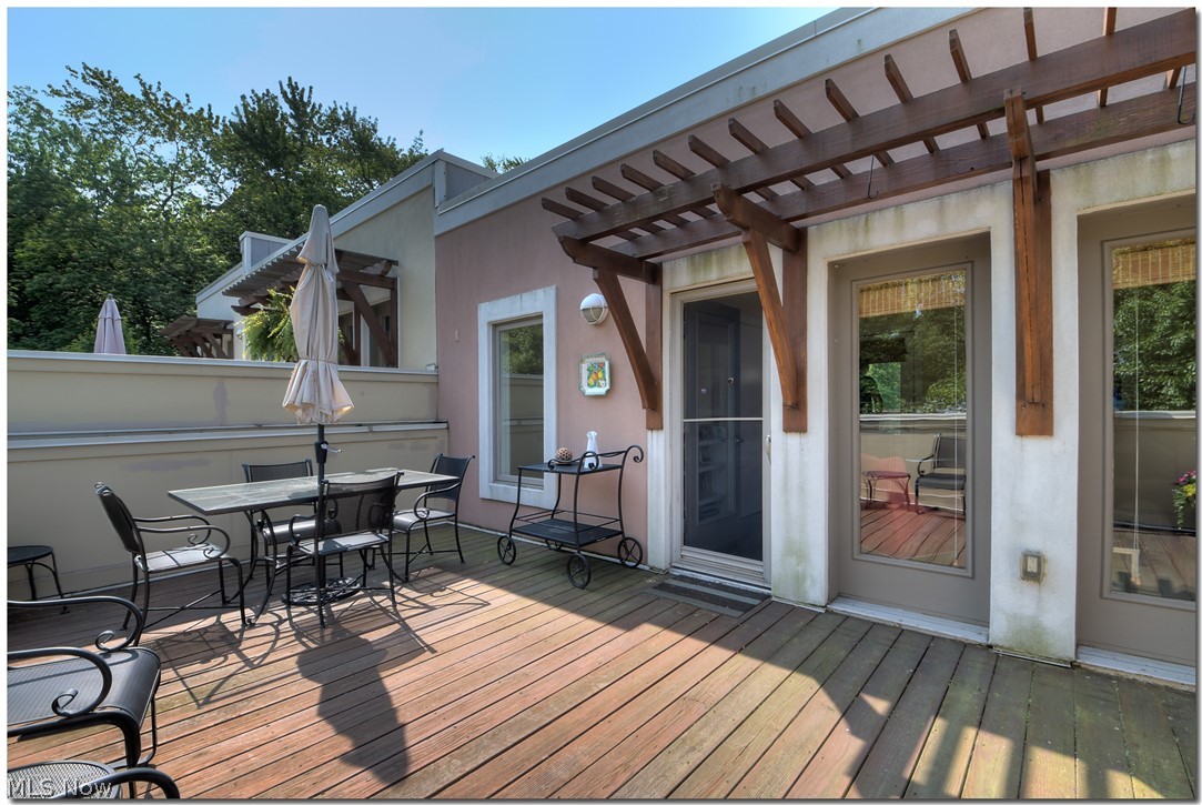 12658 Mayfield Road Cleveland, OH 44106 - Photo 25 of 33