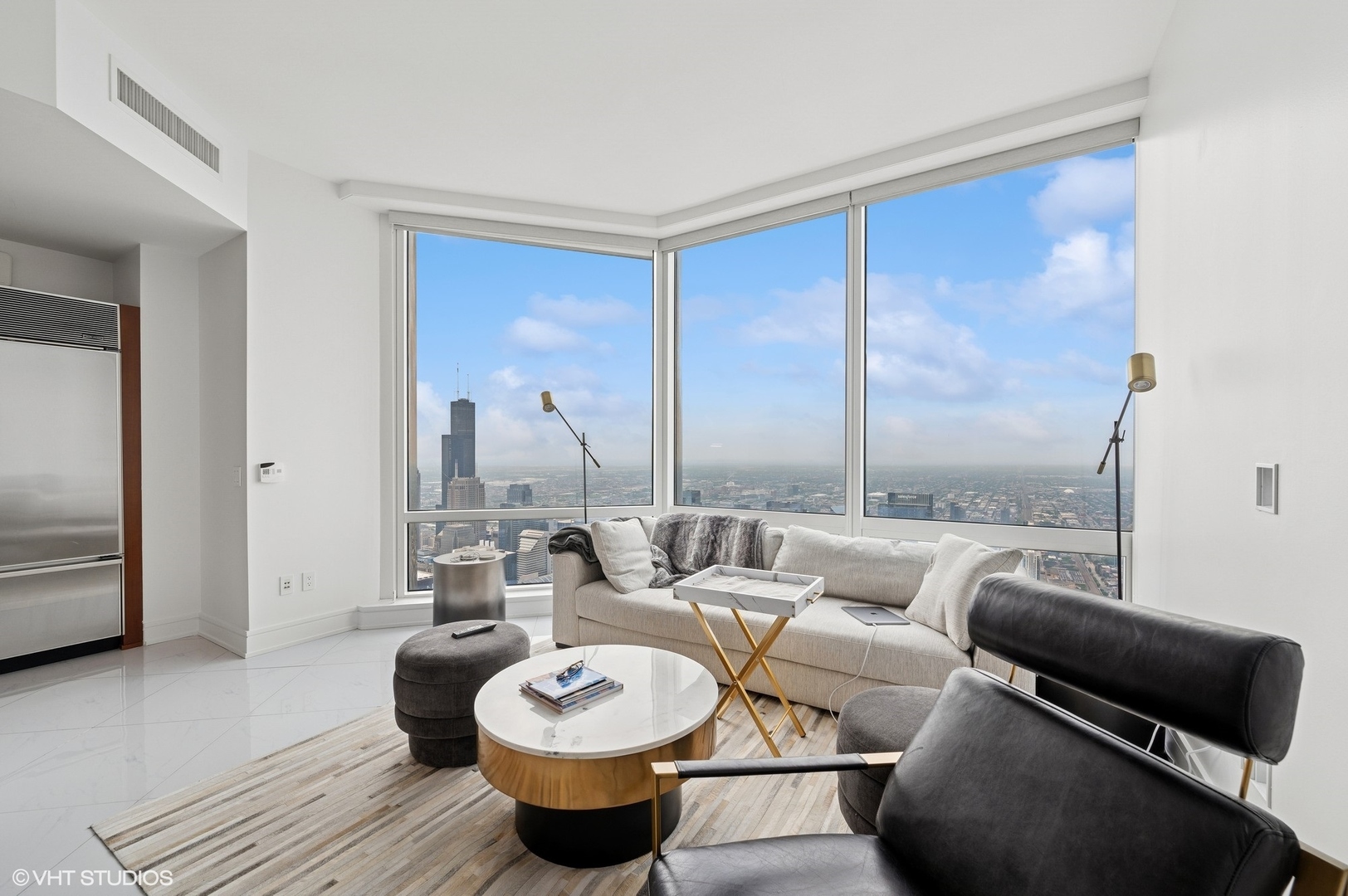 401 North Wabash Avenue, Unit 84G Chicago, IL 60611 - Photo 2 of 38