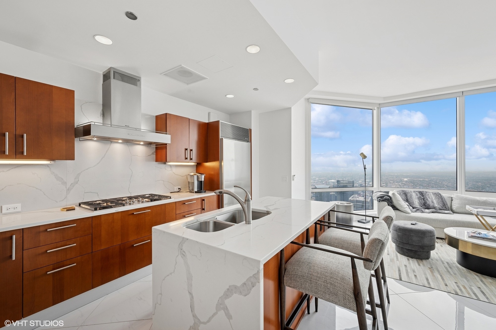 401 North Wabash Avenue, Unit 84G Chicago, IL 60611 - Photo 5 of 38