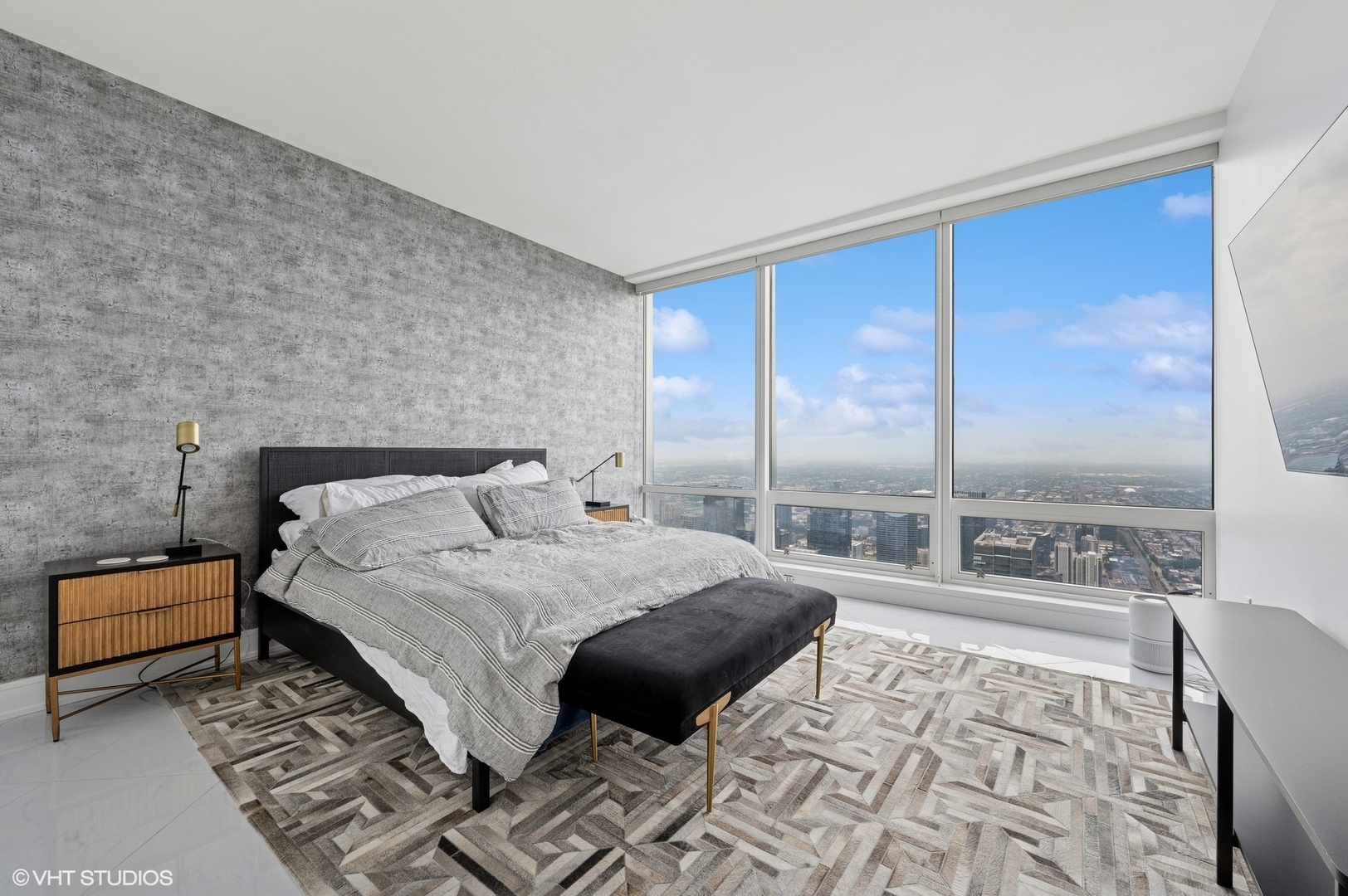 401 North Wabash Avenue, Unit 84G Chicago, IL 60611 - Photo 8 of 38