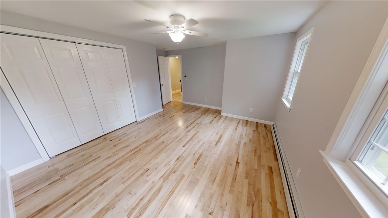 16 Coventry Road Atkinson, NH 03811 - Photo 22 of 34
