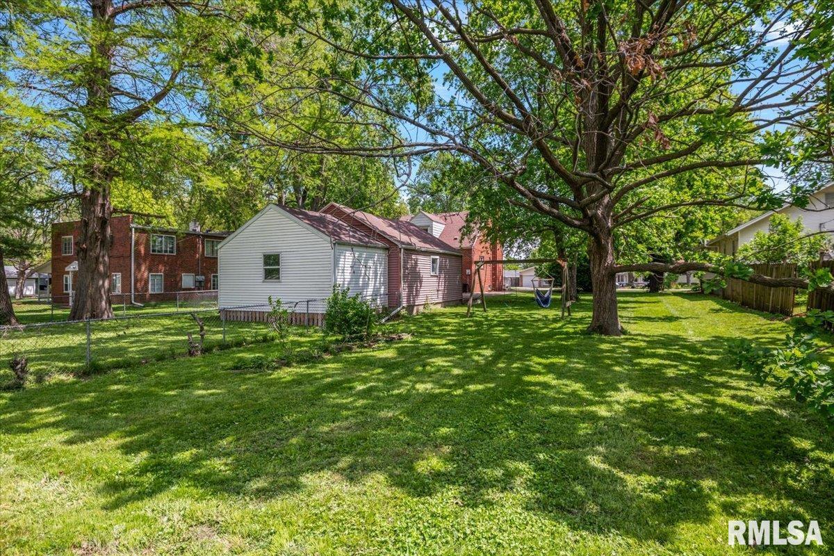 3211 South 3rd Street Springfield, IL 62703 - Photo 27 of 32