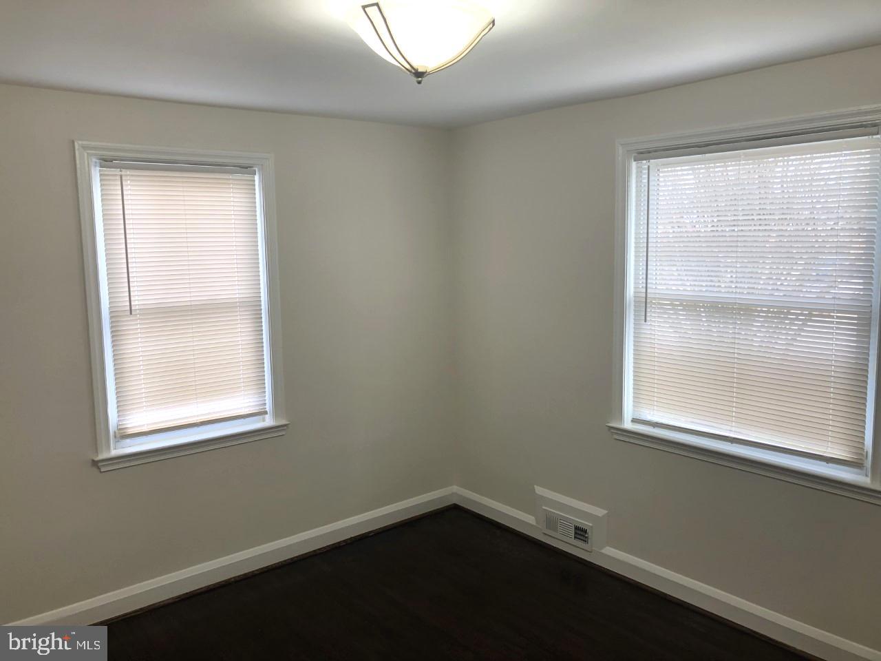 3532 Wild Cherry Road Baltimore, MD 21244 - Photo 18 of 39