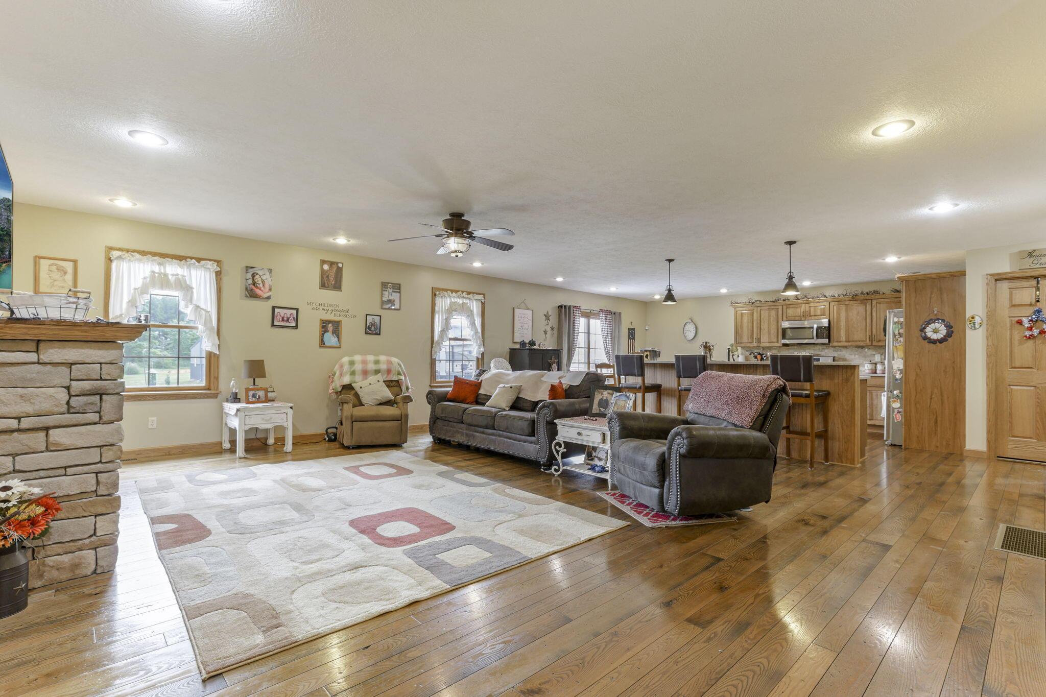 3982 Green Road Northeast Somerset, OH 43783 - Photo 7 of 57 9-web-or-mls-0V3A1886