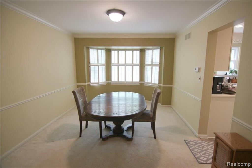 618 Shellbourne Drive Rochester Hills, MI 48309 - Photo 18 of 38