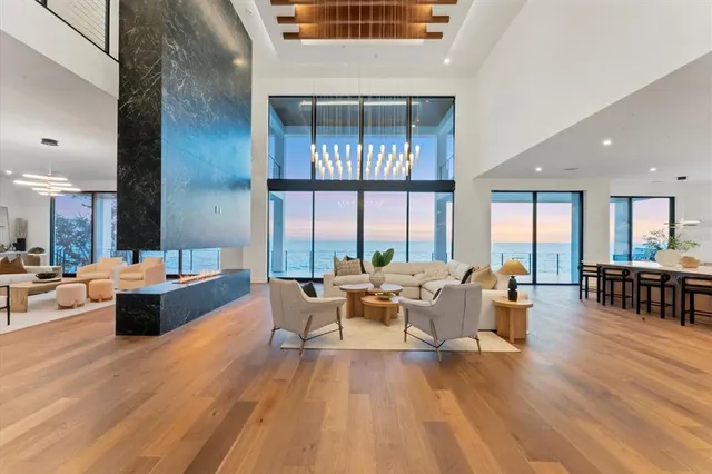 $9,950,000 | 4005 Casey Key Road, Nokomis, FL 34275